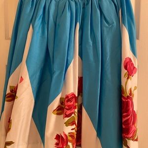Pinup Couture Skirt w pockets
